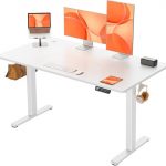ErGear Elektrisch Höhenverstellbarer Schreibtisch 140x70 cm, Schreibtisch Höhenverstellbar mit 4 Memory-Funktion, Gaming Tisch mit Vierteilige Tischplatte
