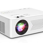 PURSHE Mini Beamer, Mini Bluetooth Projektor Full HD 1080P Tragbarer Outdoor Filmprojektor für iOS, Android, Windows, Kompatibel mit TV Stick/HDMI/Smartphone/Spielkonsole/USB [Inkl. Fernbedienung]