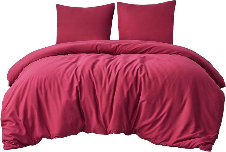 Aisbo Bettwäsche 220x240 3teilig Rot - Mikrofaser Bettwäsche-Sets mit Reißverschluss, ÖKO-TEX Bettbezug 240x220 cm 3tlg mit Kissenbezug 80x80 cm, Weich und Bügelfrei15,87€ statt 18,67€➡️ https://www.amazon.de/dp/B08FWTGG89/?tag=preisfehlerheute-21