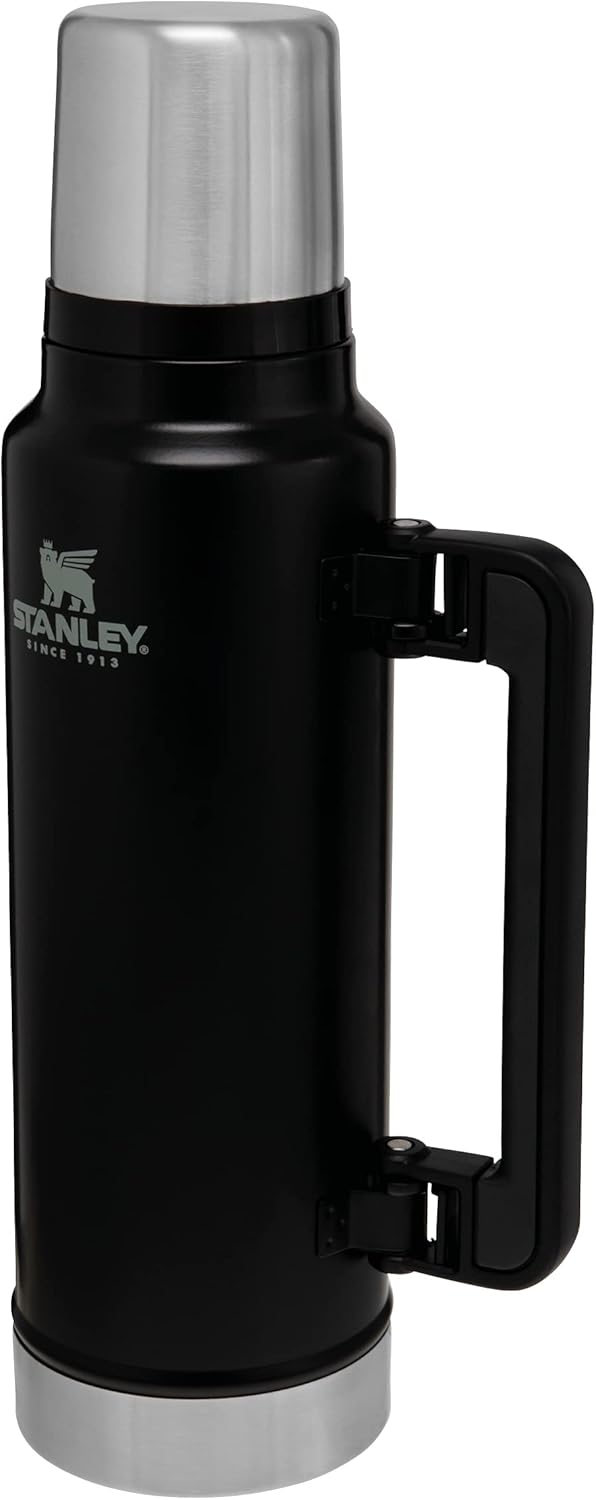 STANLEY Classic Legendary Thermosflasche 1.4L - Thermos Hält 40 Stunden Heiß Oder Kalt - Edelstahl Thermoskanne - BPA-Frei - Spülmaschinenfest - Matte Black39,99€ statt 64,95€➡️ https://www.amazon.de/dp/B07P6D2F69/?tag=preisfehlerheute-21