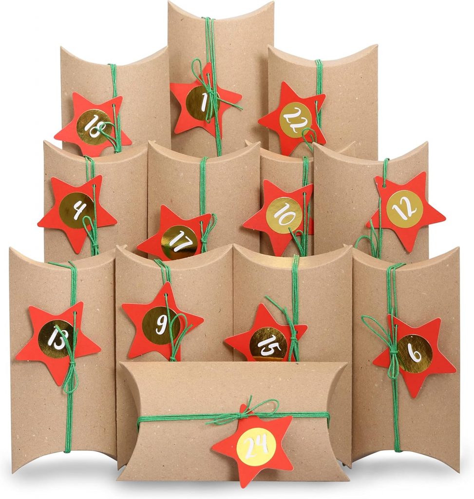 Papierdrachen Adventskalender 2025 - braune Pillowboxen mit goldenen Zahlenstickern und roten Sternen und grünem Band - DIY Set zum Befüllen3,90€ statt 14,90€➡️ https://www.amazon.de/dp/B097MSPVK4/?tag=preisfehlerheute-21