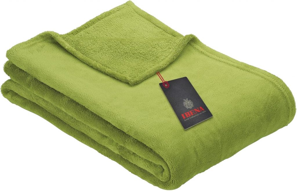 👑 Ibena Kuscheldecke Olbia 150×200 cm – flauschig, warm & waschbar, fleecedecke grün einfarbig19,79€ statt 29,99€ – 35,0 🔥🚚 Verkauft und Versand durch IBENA207 Bewertungen: 4.1 / 5.0 ⭐️⭐️⭐️⭐️🛒 zu Amazon https://www.amazon.de/dp/B00V4LAF9A/?th=1&tag=preisfehlerheute-21#038;psc=1&tag=preisfehlerheute-21