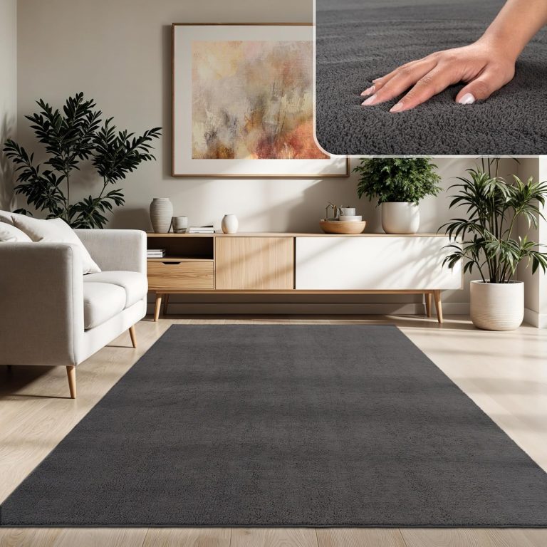 🤴 Paco Home Moderner Kuscheliger Wohnzimmer Teppich Kurzflor waschbar flauschig Weich Einfarbig Felloptik zeitlos stilvoll rutschfest pflegeleicht, Grösse:200x280 cm, Farbe:Anthrazit37,74€ statt 54,99€ - 32,00 % 🔥🚚 Verkauft und Versand durch TeppichCenter2416,681 Bewertungen: 4.2 / 5.0 ⭐️⭐️⭐️⭐️🛒 zu Amazon https://www.amazon.de/dp/B08C5J39LZ/?amp%3Btag=preisfehlerheute-21&amp%3Bth=1&amp%3Bpsc=1&tag=preisfehlerheute-21