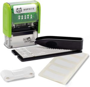 🤴 Trodat Stempel Deine Dinge f&uuml;r Kinder, Stempelset zum Selbst Gestalten &ndash; 3 Zeilen, Deutsch, Selbstf&auml;rbend, Textilstempel Waschmaschinenfest, 38 x 14 mm, Abdruck Schwarz, inklusive Zubeh&ouml;r11,10&euro; statt 19,89&euro; - 45,00 % 🔥🚚 Verkauft von abigarrado und Versand durch Amazon2,501 Bewertungen: 4.5 / 5.0 ⭐️⭐️⭐️⭐️⭐️🛒 zu Amazon https://www.amazon.de/dp/B07RZGJMZH/?th=1&amp%3Bpsc=1&amp%3Btag=preisfehlerheute-21&tag=preisfehlerheute-21