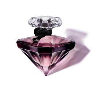 👑 Lancôme La Nuit Trésor EDP, Eau de Parfum, verführerischer Damenduft geprägt von der schwarzen Rose und Vanille-Orchidee, für besondere Anlässe43,69€ statt 67,00€ - 35,00 % 🔥🚚 Verkauft von Lancôme Deutschland und Versand durch Amazon234 Bewertungen: 4.6 / 5.0 ⭐️⭐️⭐️⭐️⭐️🛒 zu Amazon https://www.amazon.de/dp/B074PQQ2FD/?tag=preisfehlerheute-21