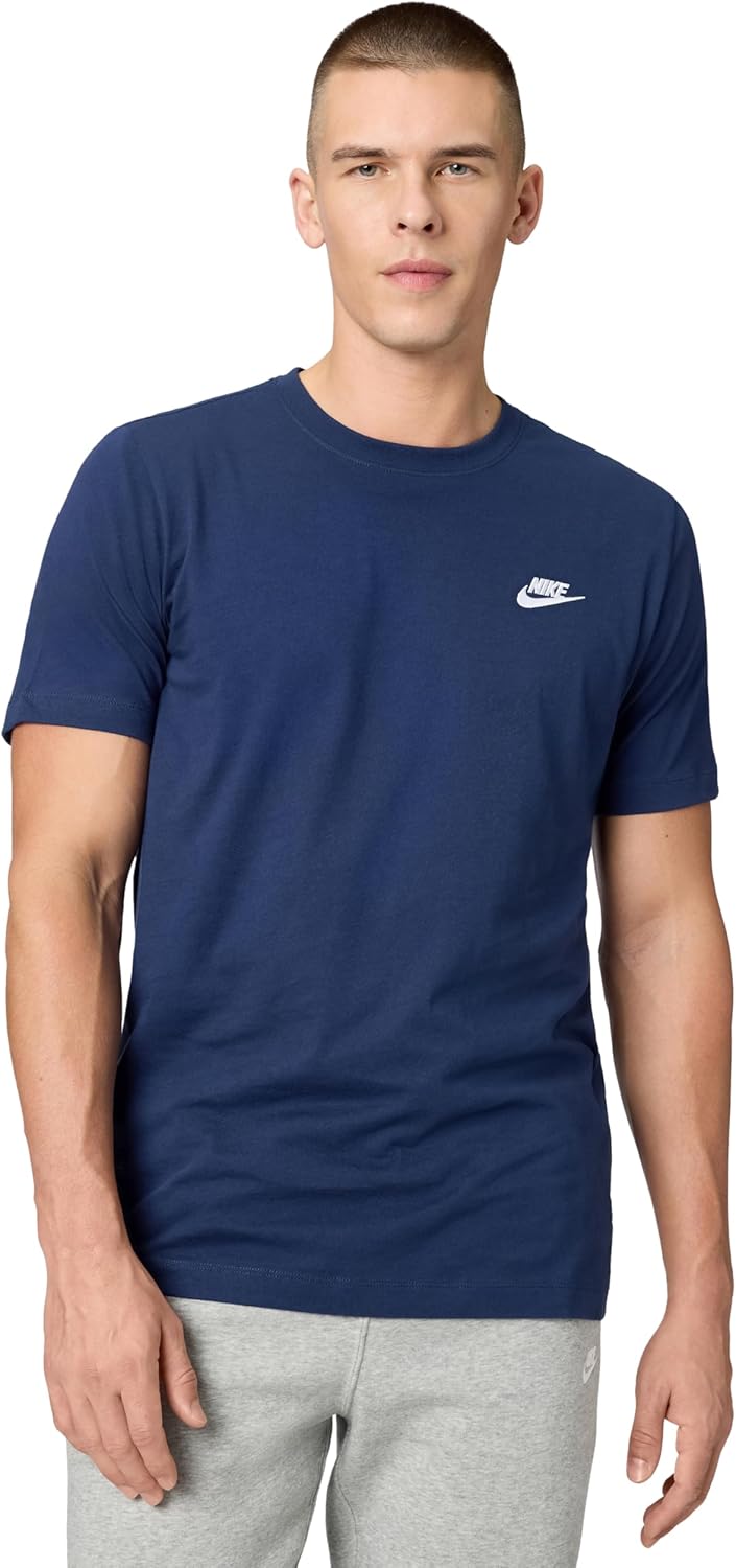 Nike Herren T-Shirt Sportswear Club, Midnight Navy/White, L, AR4997-41014,39€ statt 24,99€➡️ https://www.amazon.de/dp/B07T6X4KL6/?tag=preisfehlerheute-21