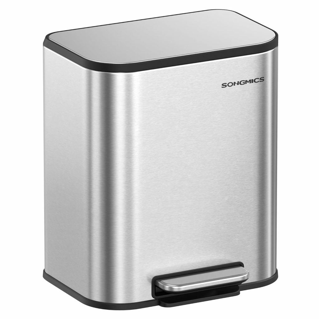 SONGMICS Mülleimer Küche, 20 Liter Abfalleimer mit Deckel, Tretmülleimer, Stahl, Softclose, Offenhaltefunktion, mit Inneneimer, breites rutschfestes Pedal, metallisches Silber LTB542E2031,94€ statt 49,99€➡️ https://www.amazon.de/dp/B0CQNWLNNR/?tag=preisfehlerheute-21