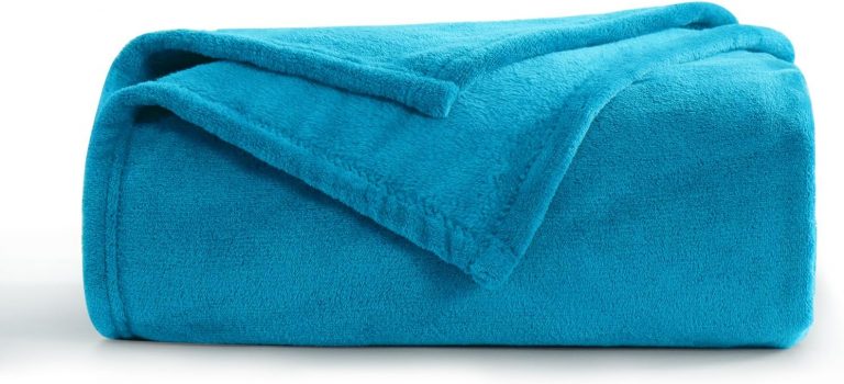 Aisbo Kuscheldecke Flauschig Decke Türkis - Fleecedecke Warme Sofa Decke für Winter, Kuschlige Wohndecke Kinder Weich als Wohnzimmer, Blanket 130x150 cm Klein Couchdecke9,48€ statt 14,99€➡️ https://www.amazon.de/dp/B0B3D9HMWB/?tag=preisfehlerheute-21