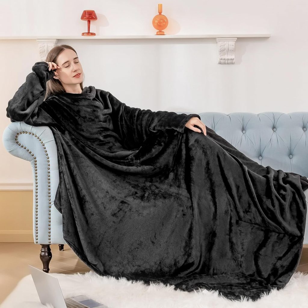 🤴 Aisbo TV Decke mit Ärmeln und Füßen - Übergroße Kuscheldecke mit Ärmel und Fußtasche, Decke zum Anziehen Erwachsene Wearable Blanket, Schwarz Ganzkörper Decke mit Armen als Geschenke für Frauen Männer22,99€ statt 34,99€ - 35,00 % 🔥🚚 Verkauft von Aisbo EU und Versand durch Amazon1,164 Bewertungen: 4.6 / 5.0 ⭐️⭐️⭐️⭐️⭐️🛒 zu Amazon https://www.amazon.de/dp/B0B3CF8JSS/?amp%3Btag=preisfehlerheute-21&%3Bamp%3Bth=1&%3Bamp%3Bpsc=1&tag=preisfehlerheute-21
