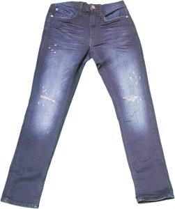 👑 Blend Herren Jeans💰 nur 10,36🚚 Verkauft durch Amazon und Versand durch Amazon25 Bewertungen: 3.9 / 5.0 ⭐️⭐️⭐️⭐️🛒 https://www.amazon.de/dp/B097NHSJPB/?th=1&%3Bpsc=1&%3Btag=preisfehlerheute-21&tag=preisfehlerheute-21