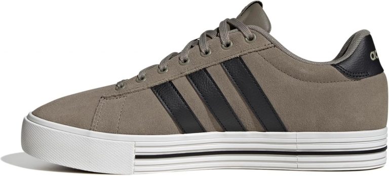 adidas Unisex Daily 4.0 Shoes, Clay/core Black/core White, 38 EU4.0€ statt 35,88€➡️ https://www.amazon.de/dp/B0CKXZPTCN/?tag=preisfehlerheute-21