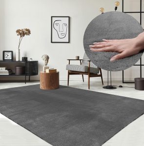the carpet Relax kuscheliger Kurzflor Teppich, Anti-Rutsch Unterseite, Waschbar bis 30 Grad, Super Soft, Felloptik, Anthrazit, 200 x 280 cm35,83€ statt 43,68€➡️ https://www.amazon.de/dp/B0CKZ5TV62/?tag=preisfehlerheute-21