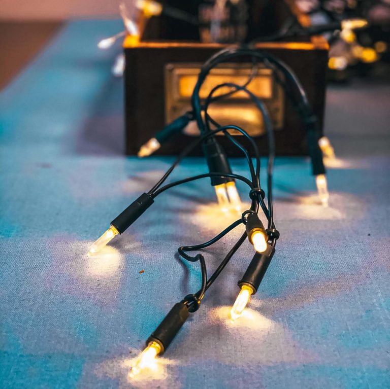 hellum Lichterkette innen strombetrieben, mini Lichterkette 50er klare warme Lichter, beleuchtete 7,35m, Kabel grün 50 Lichter 83501414,52€ statt 17,99€➡️ https://www.amazon.de/dp/B000KPU1OA/?tag=preisfehlerheute-21