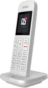 🤴 Telekom Festnetztelefon schnurlos Speedphone 12 mit Farbdisplay I HD Voice f&uuml;r vollen Klang inkl. Freisprechen | DECT Telefon f&uuml;r Telekom Router Speedport Smart & Pro I strahlungsarmes IP-Telefon33,00&euro; statt 50,27&euro; - 35,00 % 🔥🚚 Verkauft durch Amazon und Versand durch Amazon12,643 Bewertungen: 4.3 / 5.0 ⭐️⭐️⭐️⭐️🛒 zu Amazon https://www.amazon.de/dp/B07T47KWVN/?th=1&amp%3Bpsc=1&amp%3Btag=preisfehlerheute-21&tag=preisfehlerheute-21