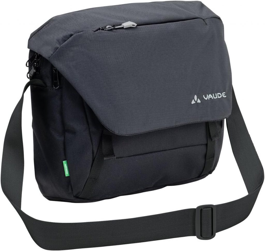 VAUDE Umhängetasche ROM S III, hochwertige Messenger Bag Herren & Damen aus recyceltem PET, wasserabweisende Schultertasche mit Notebook-Fach ideal für den urbanen Alltag27,99€ statt 50,00€➡️ https://www.amazon.de/dp/B0CCDBVNJJ/?tag=preisfehlerheute-21