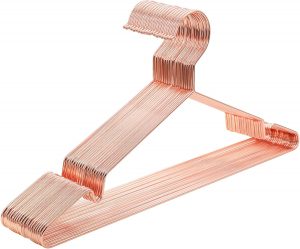 SONGMICS Kleiderbügel aus Metall, 20 Stück, stilvoll verchromt, rostbeständig, platzsparend, 42 cm lang, Roségold CRI44R2015,43€ statt 24,49€➡️ https://www.amazon.de/dp/B07MQQPXC8/?tag=preisfehlerheute-21