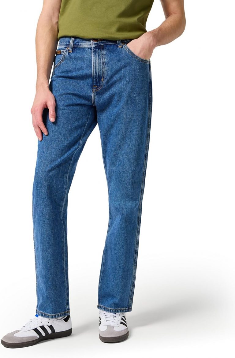 🤴 Wrangler Texas Stretch W121XU13M Herren Jeanshosen/Lang, Karotte (Tapered)41,00€ statt 79,95€ - 49,00 % 🔥🚚 Verkauft durch Amazon und Versand durch Amazon3,985 Bewertungen: 4.4 / 5.0 ⭐️⭐️⭐️⭐️🛒 zu Amazon https://www.amazon.de/dp/B000Y3UGAM/?amp%3Btag=preisfehlerheute-21&amp%3Bth=1&amp%3Bpsc=1&tag=preisfehlerheute-21