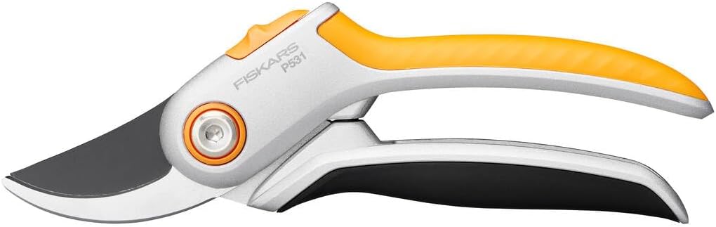 Fiskars Bypass-Gartenschere für frische Äste und Zweige, Antihaftbeschichtet, Stahl-Klingen/Aluminium-Griffe…
