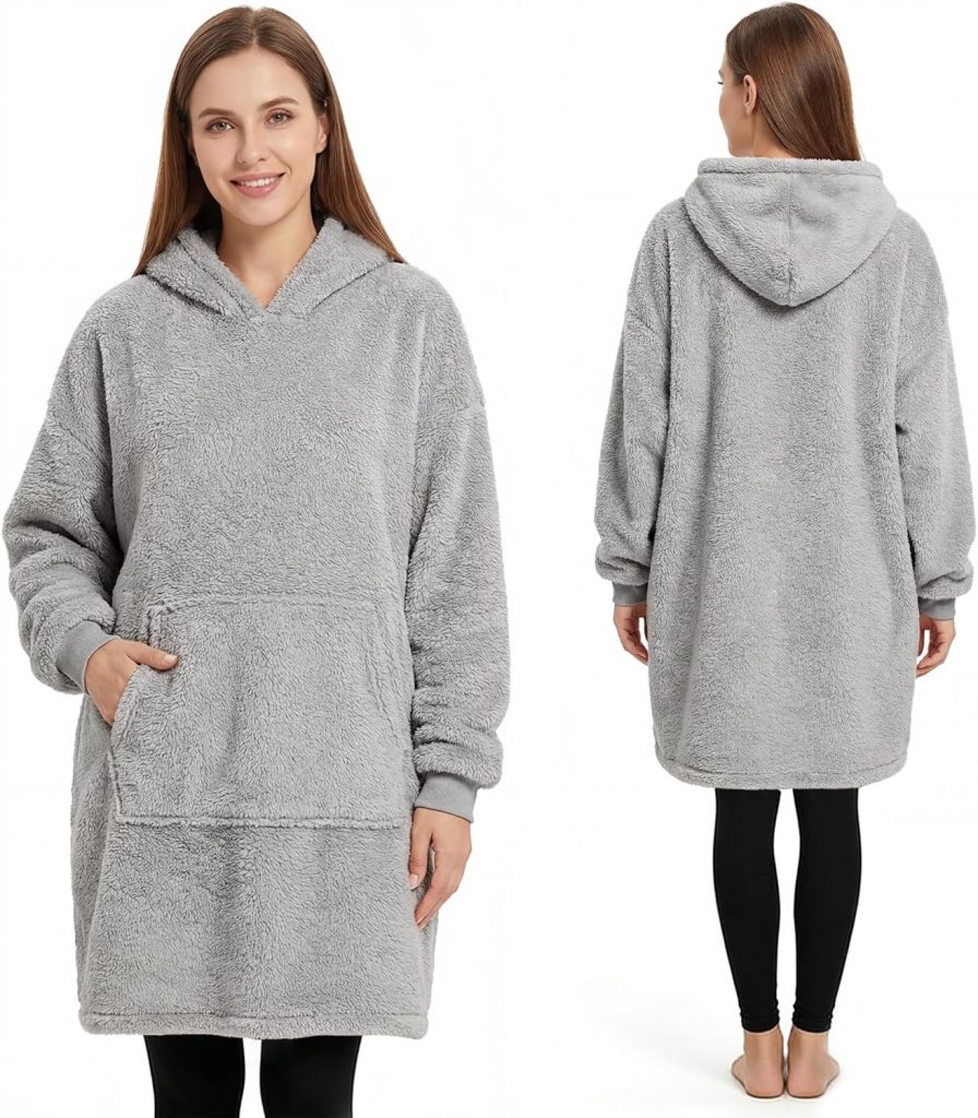 Qutool Hoodie Decke mit Ärmeln und Kuscheldecke, Weich Warm Tragbare Decke zum Anziehen für Erwachsene, Kuschelpullover als Geschenke für Frauen, Mütter, 95×85 cm, Grau9.99€ ➡️ https://www.amazon.de/dp/B0FQB3T3G8/?tag=preisfehlerheute-21