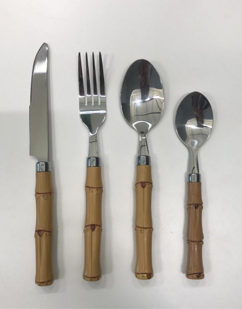 Ourplpme Besteckset für 8 Personen aus Edelstahl, Rustikal 32-teilig Tafelbesteck Set für den Hausgebrauch, Partys und Hochzeiten, Rutschfester Komfort, Spülmaschinenfest9.99€ ➡️ https://www.amazon.de/dp/B0FSXM43JV/?tag=preisfehlerheute-21