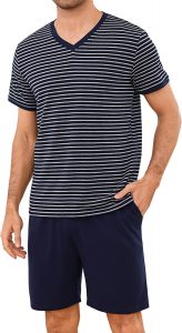 Bresdk Schlafanzug Herren kurz Pyjama Set Sommer Baumwolle Kurzarm Nachtwäsche V-Ausschnitt Loungewear Kurzer Schlafanzüge mit Elastischem Bund Marineblau Grau L9,74€ statt 14,99€➡️ https://www.amazon.de/dp/B0G4F5YV6Q/?tag=preisfehlerheute-21