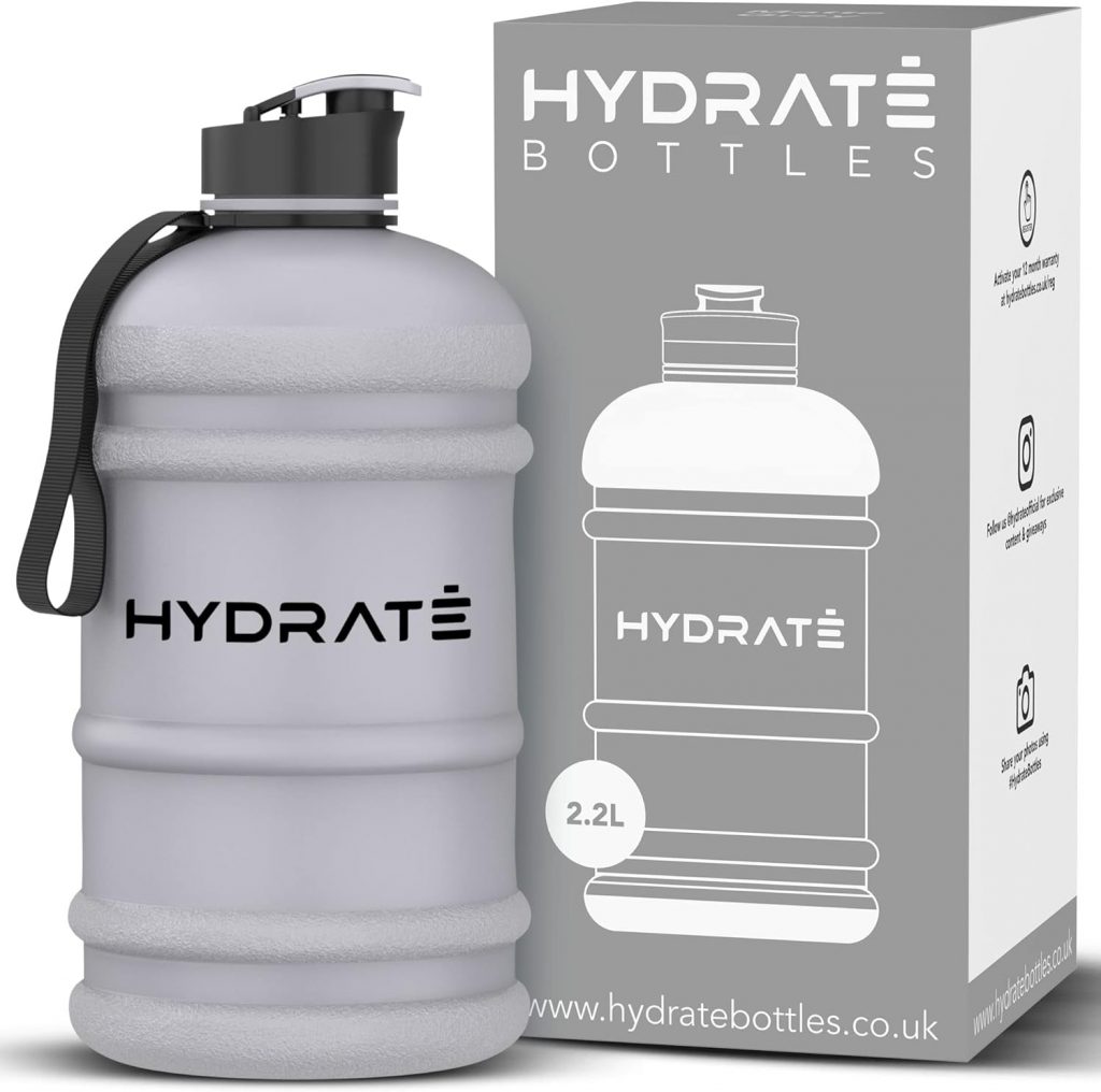 HYDRATE XL Jug, Wasserflasche, BPA-frei, auslaufsicher, Klappverschluss, ideal für Fitnessstudio, Sport und unterwegs, transparenter Wasserbehälter, extra starkes Material, matte Tarnfarbe, 2,2 L20.99€ statt 2.2€➡️ https://www.amazon.de/dp/B07QF99ZKN/?tag=preisfehlerheute-21