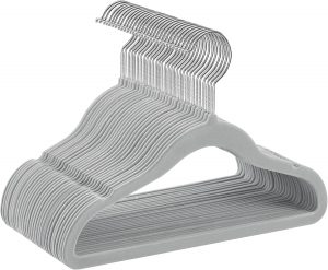 SONGMICS Kinderkleiderb&uuml;gel, 30er Set Kleiderb&uuml;gel Kinder, Baby-Kleiderb&uuml;gel, B&uuml;gel Samt, 360&deg; drehbarer Haken in Silber, platzsparend, rutschfest, f&uuml;r Kleiderschrank, Taubengrau CRF027G3015,40&euro; statt 22,99&euro;➡️ https://www.amazon.de/dp/B0CMHCG75V/?tag=preisfehlerheute-21