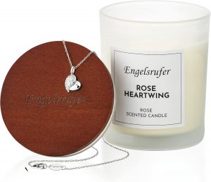 🤴 Engelsrufer Schmuck Kerze Sensual Wing Zedernholz mit Halskette und Engelsflügel Symbol Anhänger - Brenndauer ca. 35 Stunden - Vegan - aus 100% Sojawachs - frei von Schadstoffen13,86€ statt 19,89€ - 31,00 % 🔥🚚 Verkauft durch Amazon und Versand durch Amazon129 Bewertungen: 4.6 / 5.0 ⭐️⭐️⭐️⭐️⭐️🛒 zu Amazon https://www.amazon.de/dp/B0BJFJ75DQ/?tag=preisfehlerheute-21