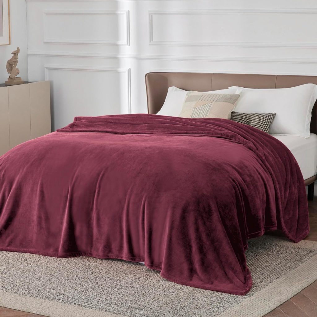 BEDSURE Kuscheldecke Flauschig Decke Fleecedecke - Wohndecke Warm Winter Weich, Geschenke für Frauen, Sofadecke überwurfdecke XXL, Decke Couch Blanket, Wohn- & Kuscheldecken Große 220x240cm, Weinrot9,34€ statt 29,99€➡️ https://www.amazon.de/dp/B0CHB8TNCZ/?tag=preisfehlerheute-21