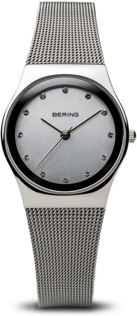 🤴 Bering Damen Quarz Uhr | Armbanduhr 27 mm Edelstahlgehäuse und Zifferblatt | Milanaisearmband | Saphierglas | 3 ATM | 12