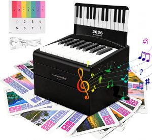 Sänger Taylor Kalender 2026, Spielbarer Klavierkalender mit 26 Musikkalenderkarten,52 Liedern, 2026 Tischkalender Mini Klavier 3D Kalender Weihnachten Geburtstagsgeschenk für Swift Fans (Schwarz)9.99€ statt 25.99€➡️ https://www.amazon.de/dp/B0FRN48D51/?tag=preisfehlerheute-21