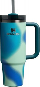 STANLEY 1913 Quencher H2.0 Flowstate Trinkflasche Mit Strohhalm 0.89L - Thermobecher K&uuml;hlt 9 Stunden - 40 Stunden Eisgek&uuml;hlt - Thermosflasche BPA Frei - Edelstahl Trinkbecher - Coastal Teal Motion29,99&euro; statt 50,00&euro;➡️ https://www.amazon.de/dp/B0C3MXDMPP/?tag=preisfehlerheute-21