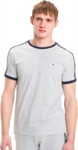 Tommy Hilfiger Herren T-Shirt Kurzarm Rundhalsausschnitt, Grau (Grey Heather), M26,76&euro; statt 44,90&euro;➡️ https://www.amazon.de/dp/B0788C3NYJ/?tag=preisfehlerheute-21