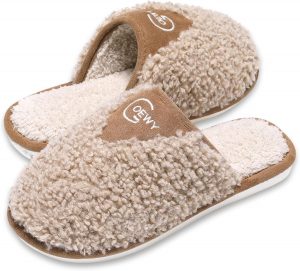 🤴 GOEWY Hausschuhe Damen Winter Pantoffeln Herren Plüsch Wärme Weiche Bequem Rutschfeste Memory Foam Slippers10,97€ statt 29,99€ - 64,00 % 🔥🚚 Verkauft von QZQIYI und Versand durch Amazon655 Bewertungen: 4.4 / 5.0 ⭐️⭐️⭐️⭐️🛒 zu Amazon https://www.amazon.de/dp/B0DJPB4JJR/?tag=preisfehlerheute-21