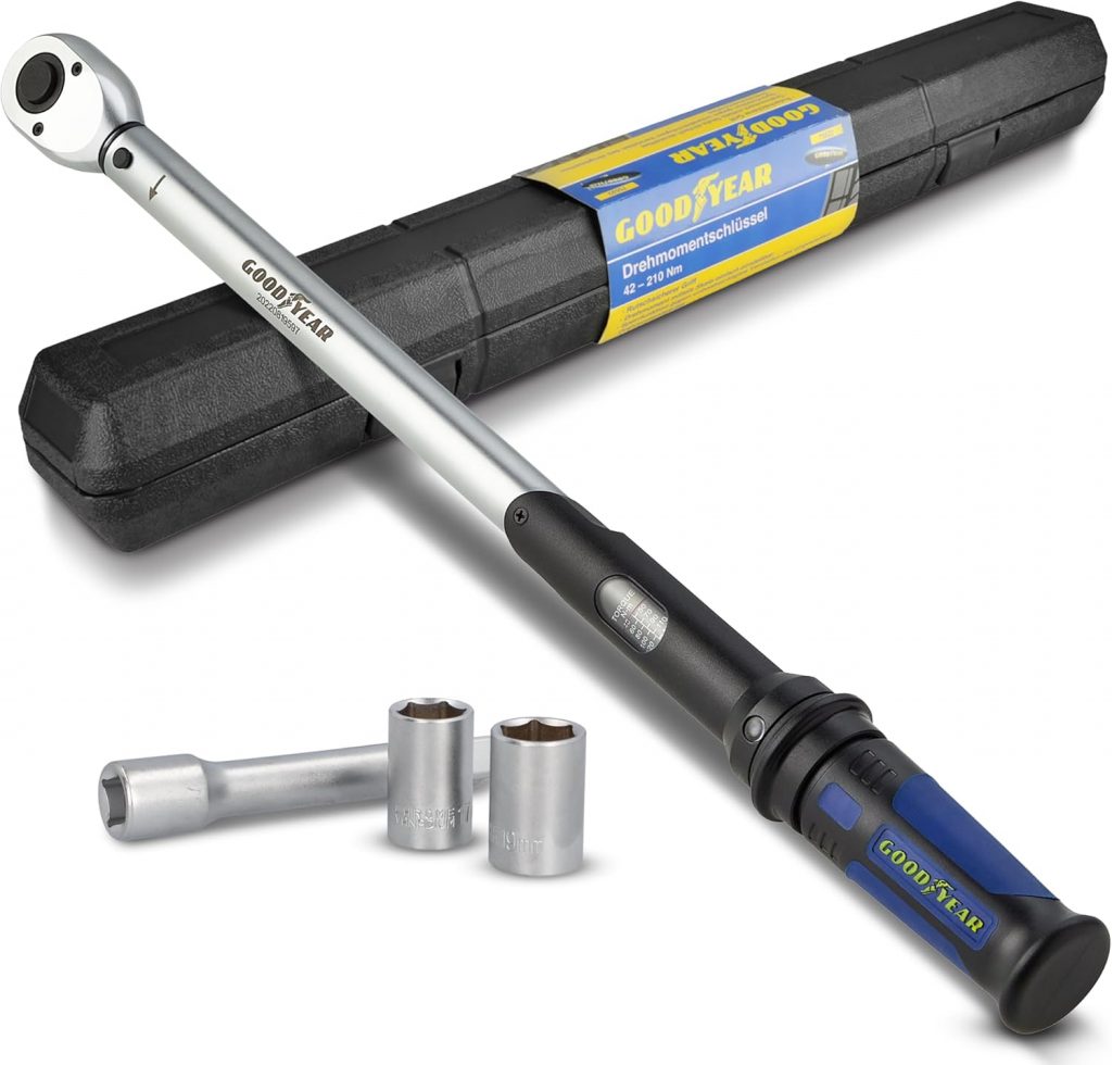 Goodyear Profi-Drehmomentschl&uuml;ssel, Einstellbar von 40 bis 210 Nm, Antrieb 1/2" Vierkant, inkl. Verl&auml;ngerung und Steckn&uuml;sse 17 mm und 19 mm