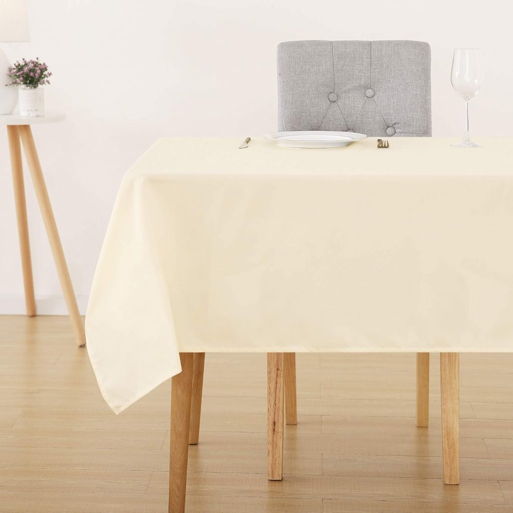 Deconovo Tischdecke Wasserabweisend Tischwäsche Lotuseffekt Tischtücher, 130×160 cm, Creme, 1 Stück